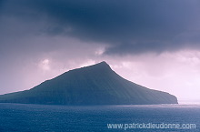 Koltur from Streymoy, Faroe islands - Koltur, iles Feroe - FER951