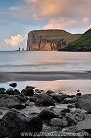 Tjornuvik bay, Risin and Kellingin sea stacks, Faroe islands - Tjornuvik, iles Feroe - FER126