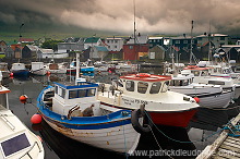 Leirvik harbour, Eysturoy, Faroe islands - Port de Leirvik, iles Feroe - FER132