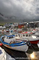 Leirvik harbour, Eysturoy, Faroe islands - Port de Leirvik, iles Feroe - FER156