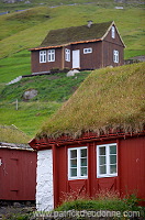 Houses, Elduvik, Eysturoy, Faroe islands - Elduvik, iles Feroe - FER207 Houses, Elduvik, Eysturoy, Faroe islands - Elduvik, iles Feroe - FER207