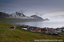 Sydrugota and Gotuvik, Eysturoy, Faroe islands - Sydrugota, iles Feroe - FER707
