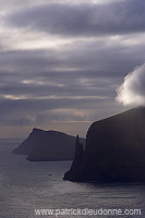 Trollkonufingur, Vagar, Faroe islands - Vagar, iles Feroe - FER819