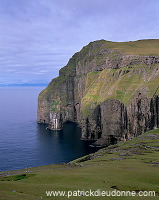 Hvalba, sea cliffs, Suduroy, Faroe islands - Hvalba, Suduroy, iles Feroe - FER033