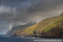 Coastal cliffs, Suduroy, Faroe islands - Falaises, Suduroy, Iles Feroe - FER543