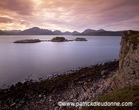 Cuillins and loch Eishort, Skye, Scotland - Cuillins et loch Eishort, Skye, Ecosse  15894