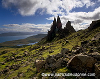 Old Man of Storr, Skye, Scotland - Le Vieil Homme de Storr, Skye, Ecosse  15908