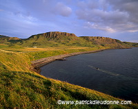 Trotternish NW coast, Skye, Scotland - Côte NO de Trotternish, Skye, Ecosse  15948