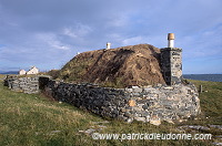 Thatched house, Berneray, Scotland - Chaumière, Ecosse - 18782