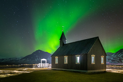Aurore boréale, église de Budir
