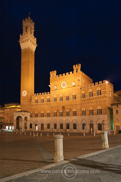 Siena, Tuscany - Sienne, Toscane - it01821