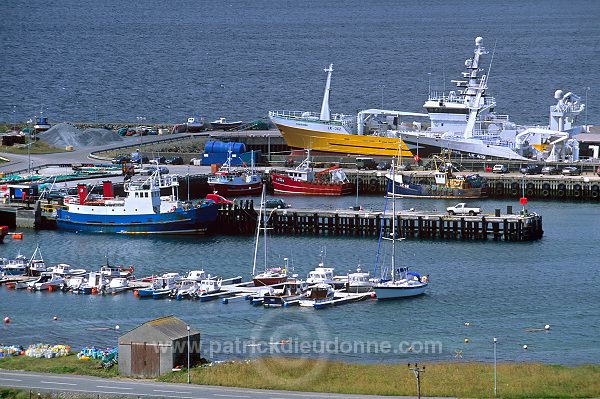 Symbister harbour, Whalsay, Shetland - Port de Symbister  13885
