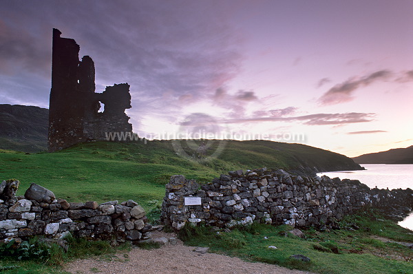 Ardwreck Castle, Sutherland, Scotland - Ecosse - 19141