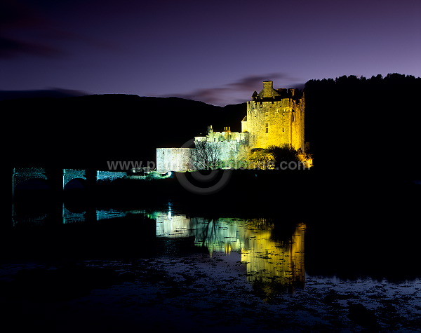 Eilean Donan Castle, Highlands, Scotland - Chateau d'Eilean Donan, Ecosse  15952