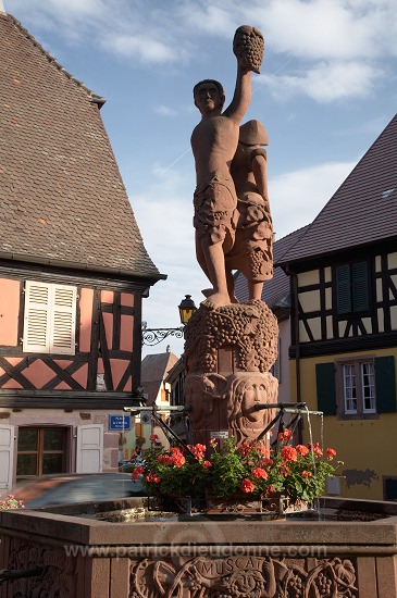 Kientzheim, Place Schwendi, Alsace, France - FR-ALS-0290
