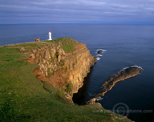 Akraberg lighthouse, Suduroy, Faroe islands - Akraberg, Suduroy, iles Feroe - FER031