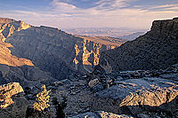 Oman's Grand canyon - Le Grand Canyon d'Oman, OMAN (OM10409)