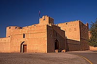Jabrin fort and guns - Citadelle de Jabrin et canons, OMAN (OM10128)