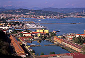 Liguria, La Spezia, view  - Ligurie, La Spezia, vue sur le golfe  12624