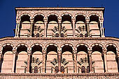 Tuscany, Lucca, facade of Duomo - Toscane, Lucques, Duomo  12404