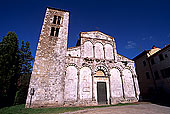 Tuscany, church near Pisa - Toscane, église près de Pise   12512
