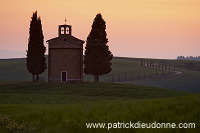 Tuscan chapel, Tuscany - Chapelle, Toscane -  it01289