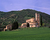 Tuscany, San Antimo, roman abbey  - Toscane, San Antimo  12674