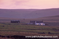 Crofthouses at dusk, Unst, Shetland - Fermettes au crépuscule sur Unst 14086