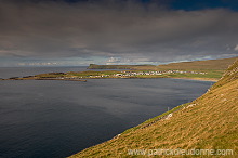Sandur, Sandoy, Faroe islands - Village de Sandur, Iles Feroe - FER451